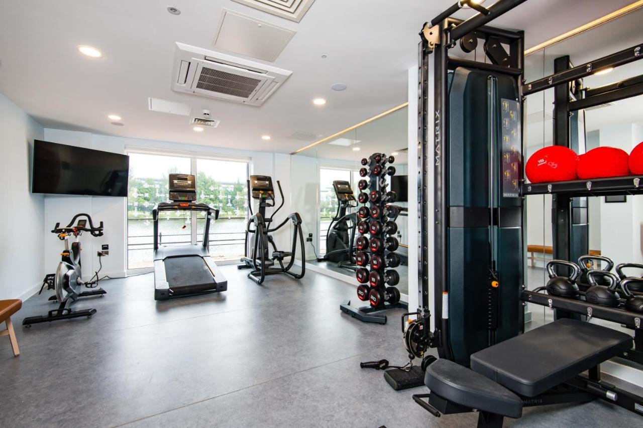 Staybridge Suites - Cardiff By Ihg Exteriör bild